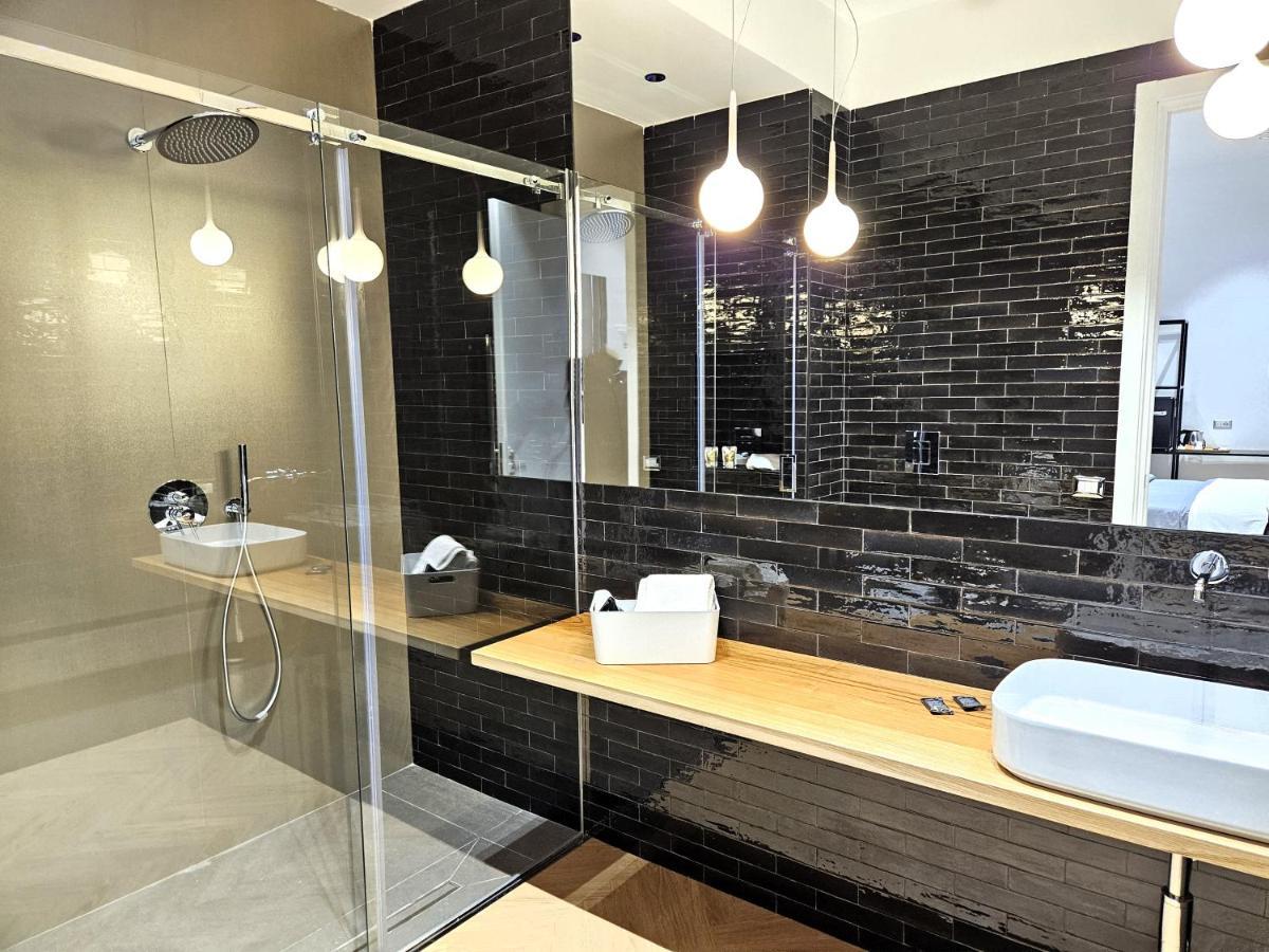 Orefici Place Наполи Екстериор снимка