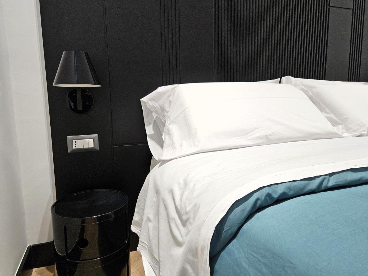 Orefici Place Наполи Екстериор снимка